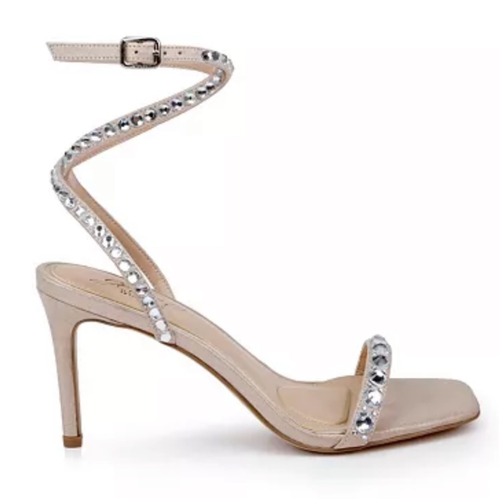 Worn for 20 minutes home coming! Badgley Mischka jewel heelsExcellent condition